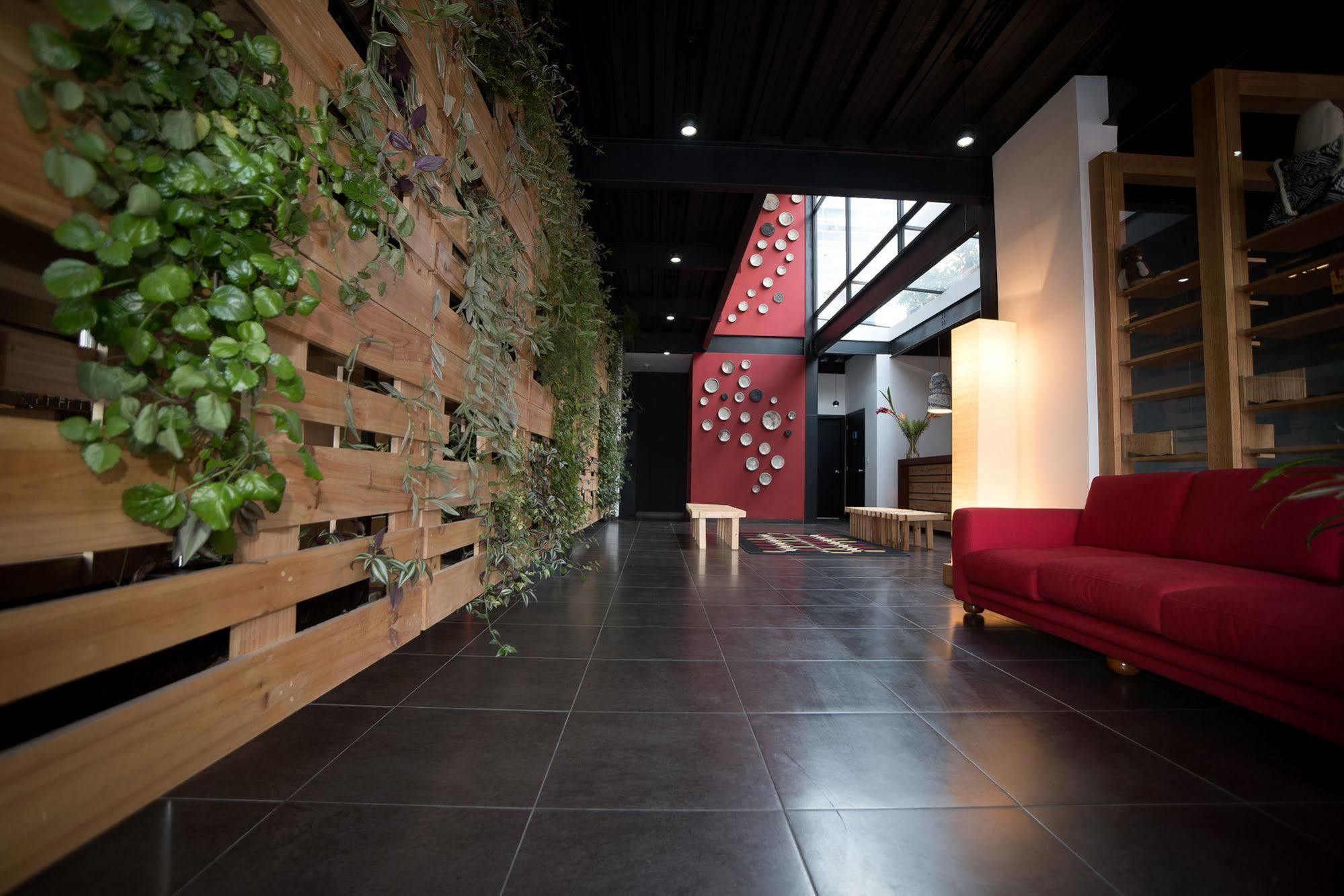 Casa Q 3*